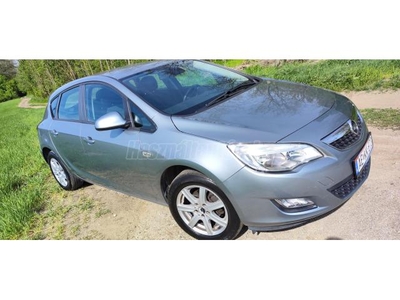 OPEL ASTRA J 1.4 Enjoy Sz. könyv. frissen szervizelt !!