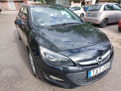 OPEL ASTRA J 1.4 Selection