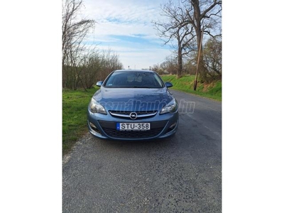 OPEL ASTRA J 1.4 T Enjoy