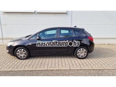 OPEL ASTRA J 1.6 Enjoy