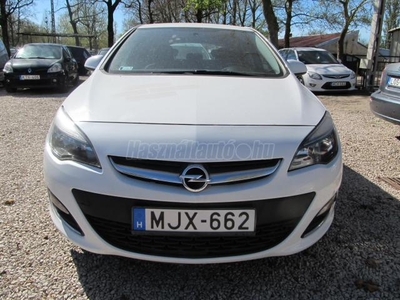 OPEL ASTRA J 1.6 Sport Magyarországi