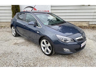 OPEL ASTRA J 1.6 T Cosmo