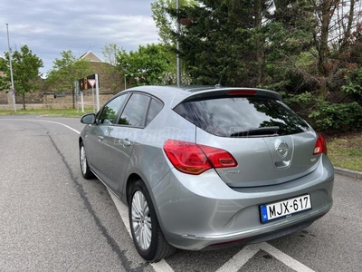 OPEL ASTRA J 1.7 CDTI Active