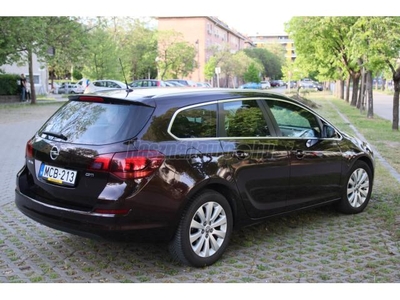 OPEL ASTRA J 1.7 CDTI Cosmo