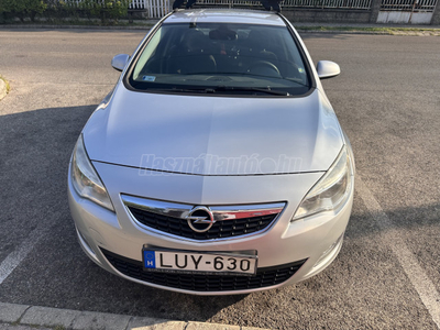 OPEL ASTRA J 1.7 CDTI Essentia