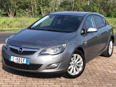 OPEL ASTRA J 1.7 CDTI INNOVATION.Xenon.LED.Ülés-kormányfűtés.Parkradar.Kerékpár sz