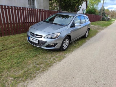 OPEL ASTRA J 1.7 CDTI Sport