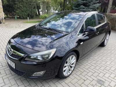 OPEL ASTRA J 2.0 CDTI Sport