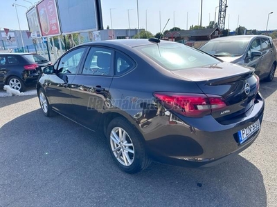 OPEL ASTRA J Sedan 1.6 Enjoy EURO6 Magyarországi!! 1.Tulajdonos!!