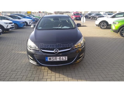 OPEL ASTRA J Sedan 1.7 CDTI Cosmo Mo-i! Vezetett szervízkönyv!