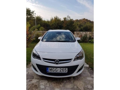 OPEL ASTRA J Sports Tourer 1.4 T Sport