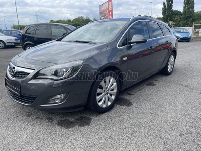 OPEL ASTRA J Sports Tourer 1.6 Cosmo SÉRÜLÉSMENTES!VEZETETT SZERVIZKÖNYV!FÉLBŐR ŰLÉSEK!!XENON!1TULAJ