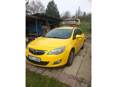 OPEL ASTRA J Sports Tourer 1.7 CDTI Enjoy