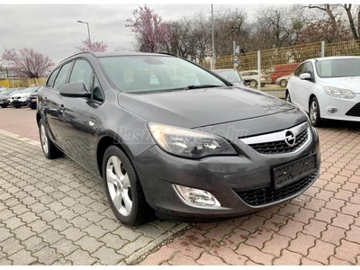 OPEL ASTRA J Sports Tourer 2.0 CDTI Sport AUTOMATA.SzinesNavi