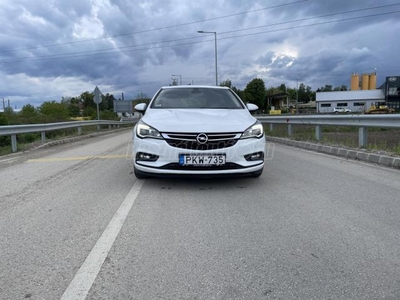 OPEL ASTRA K 1.4 T Enjoy MAGYARORSZÁGI. VÉGIG VEZETETT SZERVIZKÖNYV. SÉRÜLÉSMENTES