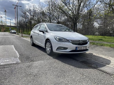 OPEL ASTRA K Sports Tourer 1.4 T Enjoy MAGYARORSZÁGI. VÉGIG VEZETETT SZERVIZKÖNYV