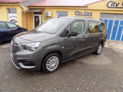 OPEL COMBO Life 1.2 T Enjoy XL (7 személyes ) Új Állapot!!!Makulátlan!!!