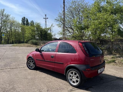 OPEL CORSA C 1.2 16V Club