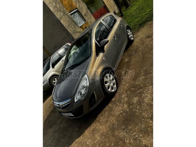 OPEL CORSA D 1.4 Cosmo