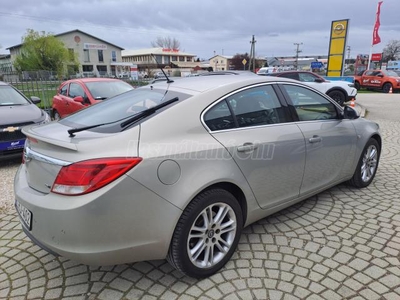 OPEL INSIGNIA 2.0 CDTI (Automata) magyar. vezetett szervizkönyv