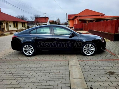 OPEL INSIGNIA 2.0 CDTI AWD Active Start Stop