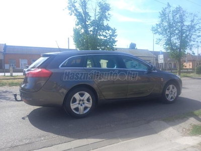 OPEL INSIGNIA Sports Tourer 2.0 CDTI Edition