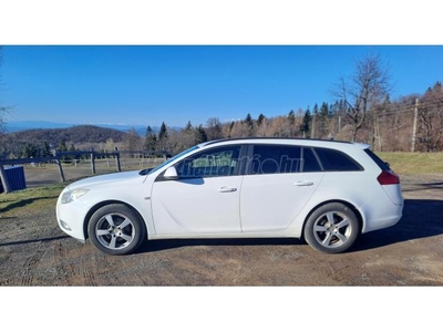 OPEL INSIGNIA Sports Tourer 2.0 CDTI Edition