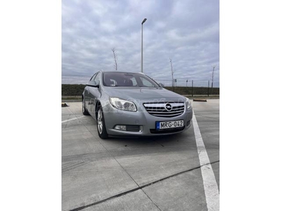 OPEL INSIGNIA Sports Tourer 2.0 T Sport