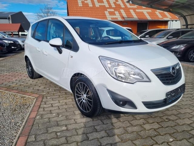 OPEL MERIVA 1.4 T Enjoy BEÉPÍTETT KERÉKPÁRSZÁLLÍTÓ