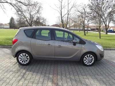 OPEL MERIVA B 1.4 Active 85.660 km!!!