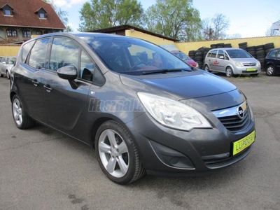 OPEL MERIVA B 1.4 T Cosmo