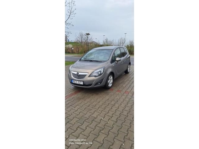 OPEL MERIVA B 1.4 T Cosmo