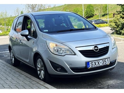 OPEL MERIVA B 1.4 T Design KLÍMA / TEMPOMAT / ÜLÉSFŰTÉS / KERÉKPÁRTARTÓ!