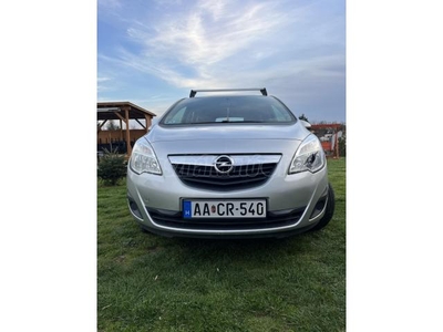 OPEL MERIVA B 1.7 CDTI Cosmo