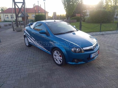 OPEL TIGRA TT 1.4 16V Sport Egyedi megjelenés