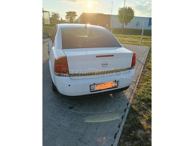 OPEL VECTRA C 1.8 Comfort