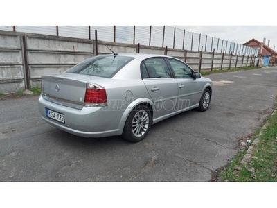 OPEL VECTRA C 2.2 Comfort (Automata)