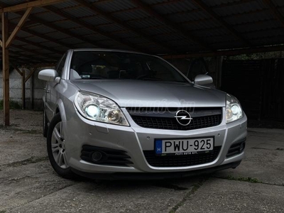 OPEL VECTRA C 3.0 V6 CDTI Cosmo (Automata)