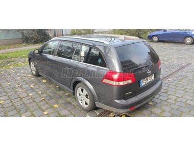 OPEL VECTRA C Caravan 1.9 CDTI Elegance (Automata)