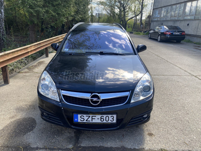 OPEL VECTRA C Caravan 1.9 CDTI Essentia (Automata)