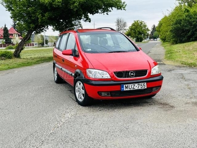 OPEL ZAFIRA 1.6 16V // igényes!! Újszerű állapot!