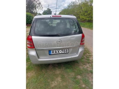 OPEL ZAFIRA 1.9 CDTI Essentia