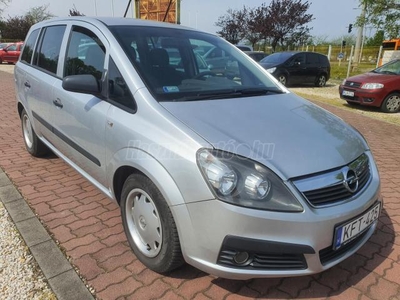 OPEL ZAFIRA B 1.6 Essentia Magyarországi. 7szemlyes!