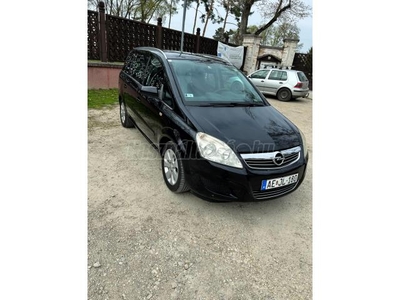 OPEL ZAFIRA B 1.9 CDTI Cosmo