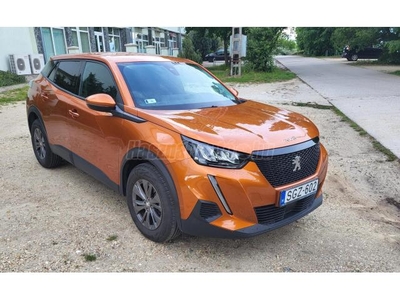 PEUGEOT 2008 1.2 PureTech Active S&S extrák és téli gumi