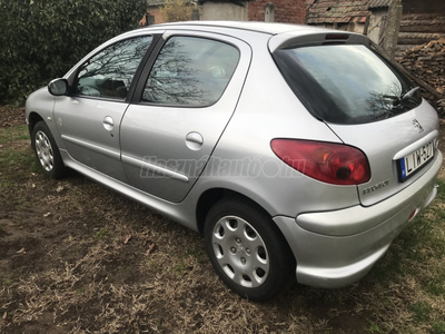 PEUGEOT 206 1.4 Generation