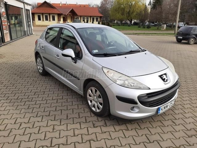 PEUGEOT 207 1.4 16V Trendy