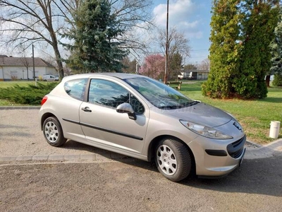 PEUGEOT 207 1.4 Urban