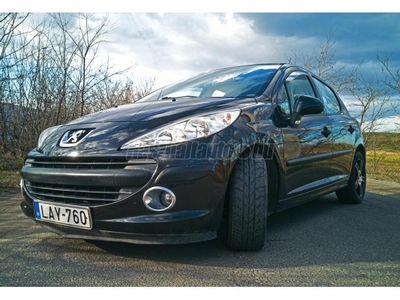 PEUGEOT 207 1.4 Urban W