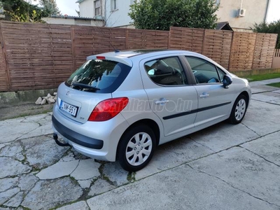 PEUGEOT 207 1.4 VTi Premium